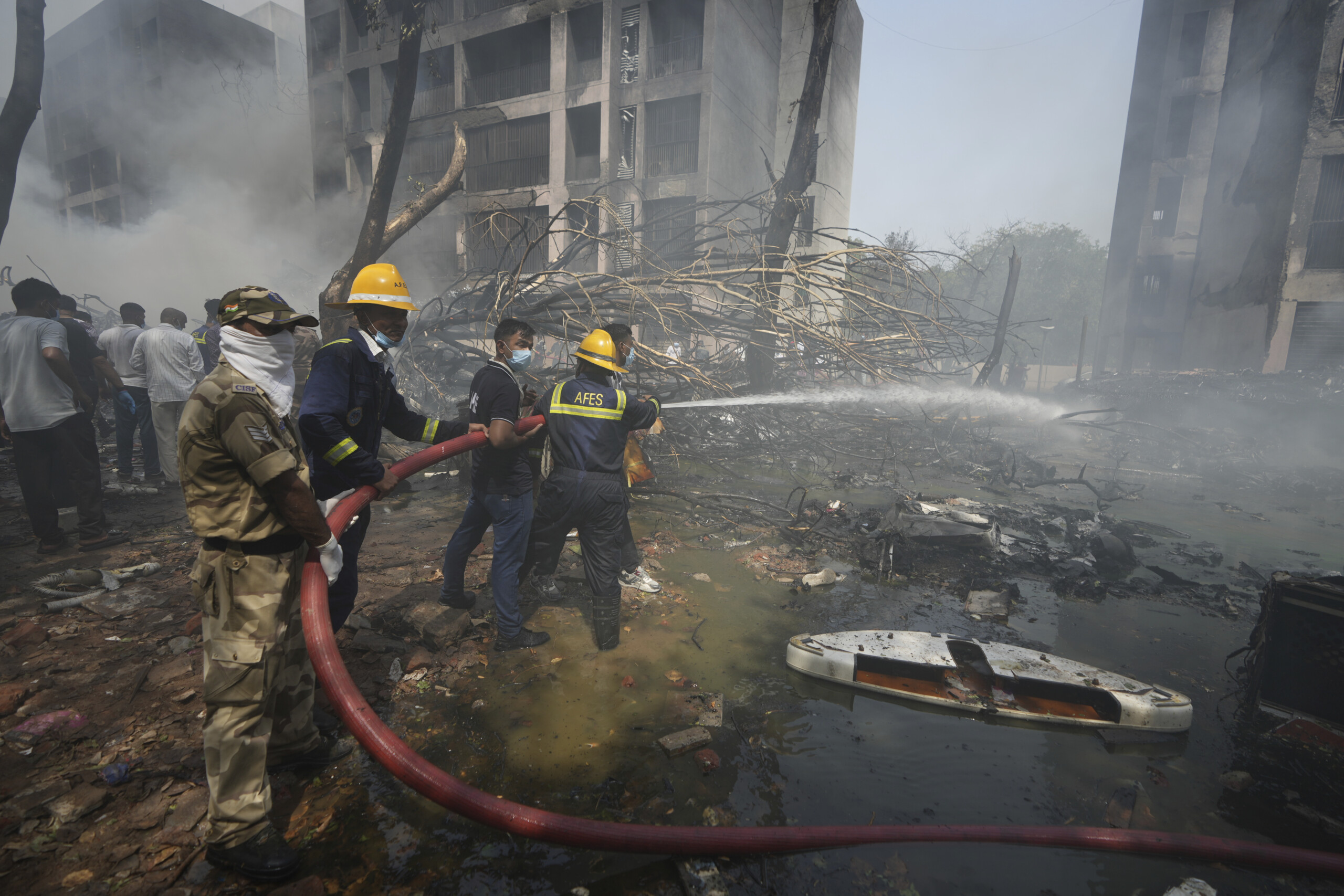 inde police il ne semble y avoir aucun survivant dans le crash aerien scaled