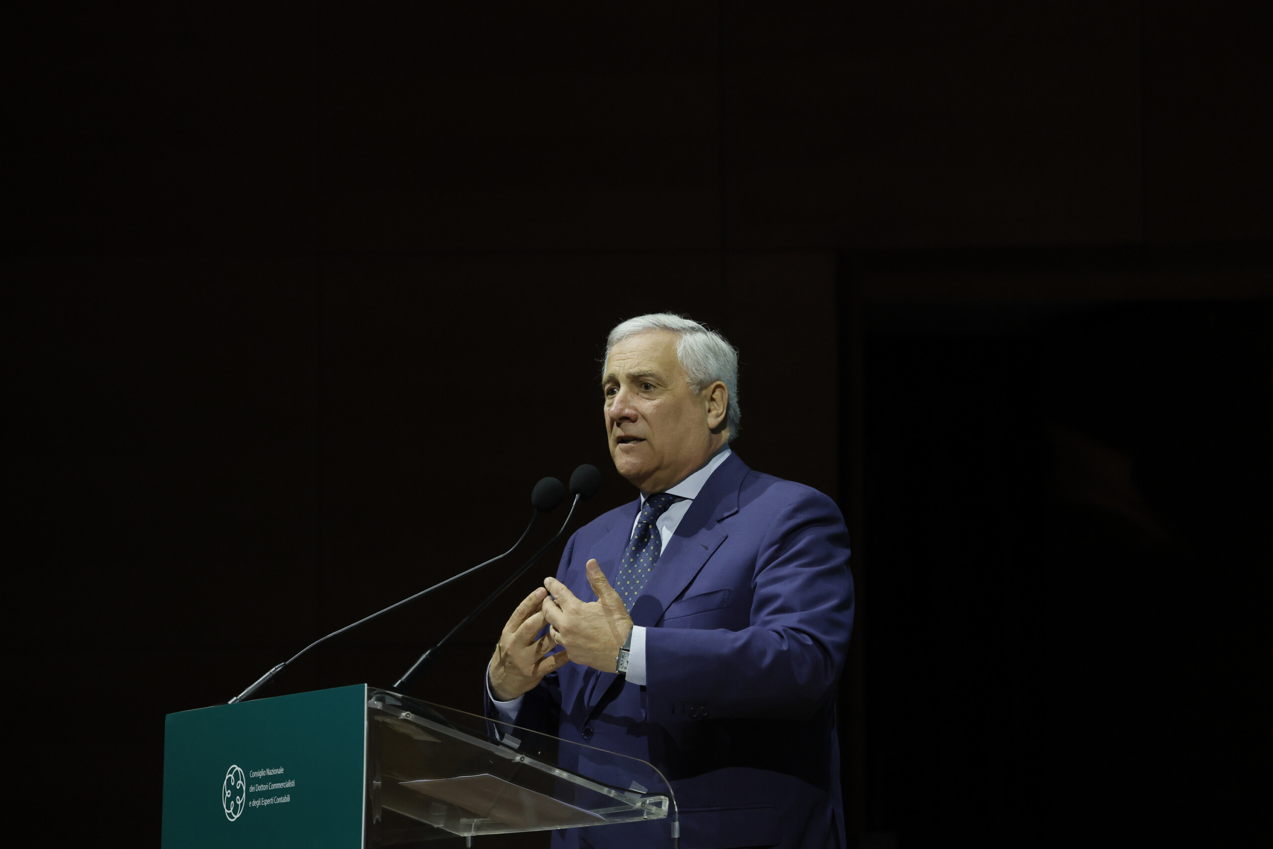moyen orient tajani nos actions humanitaires ne sarretent pas la scaled