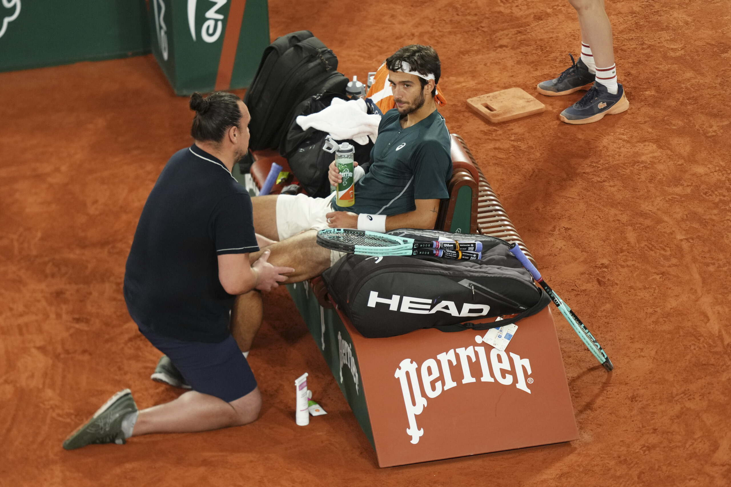 tennis blessure a ladducteur confirmee pour musetti sa participation au queens en danger scaled
