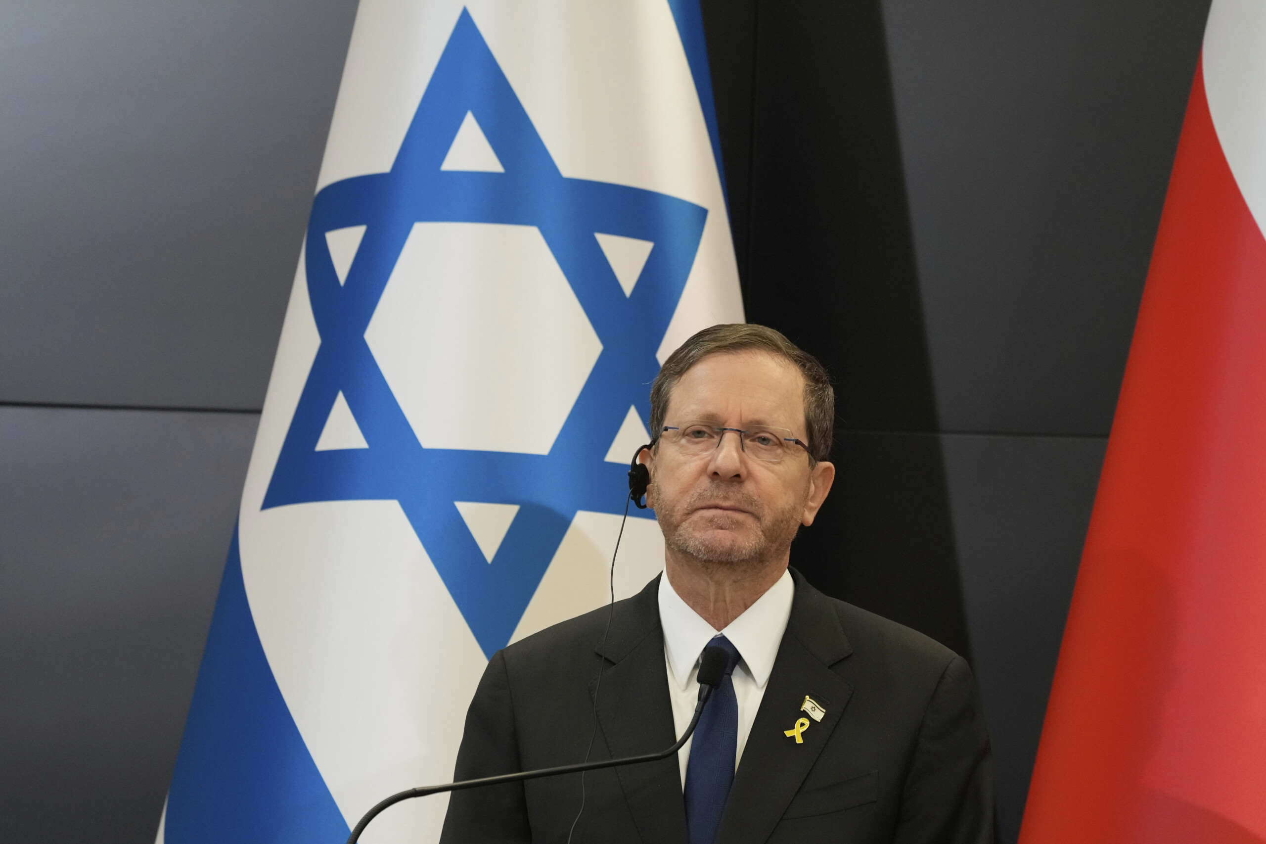 appel de herzog au g7 soyez a nos cotes contre les armes nucleaires scaled