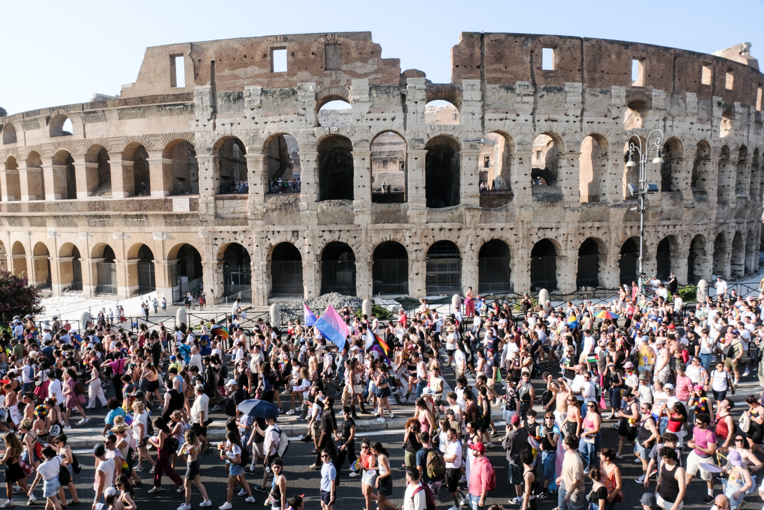 rome gay help line une femme trans agressee apres la parade de la pride scaled