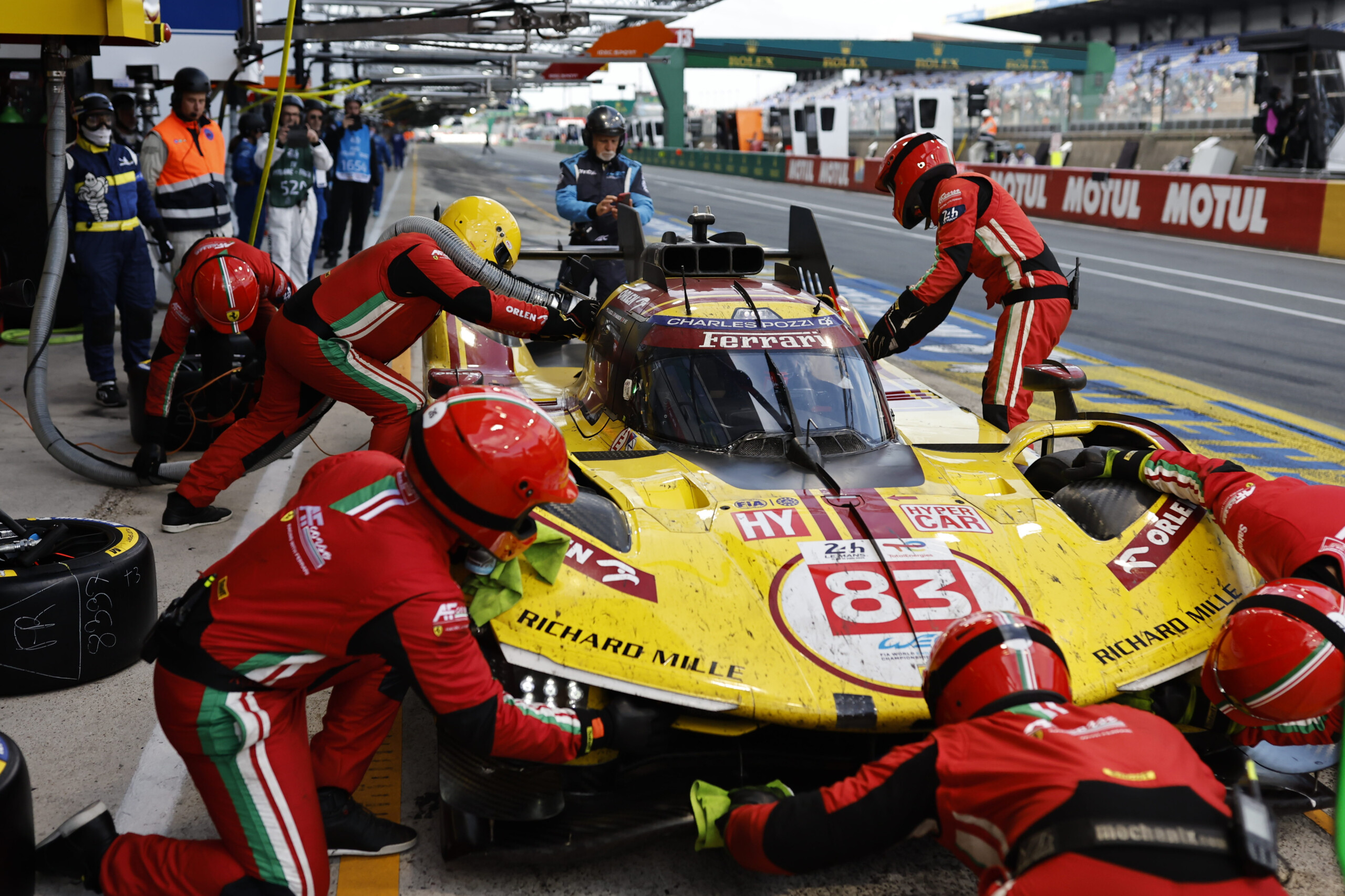 triple victoire historique pour ferrari aux 24 heures du mans af corse de kubica remporte la victoire scaled
