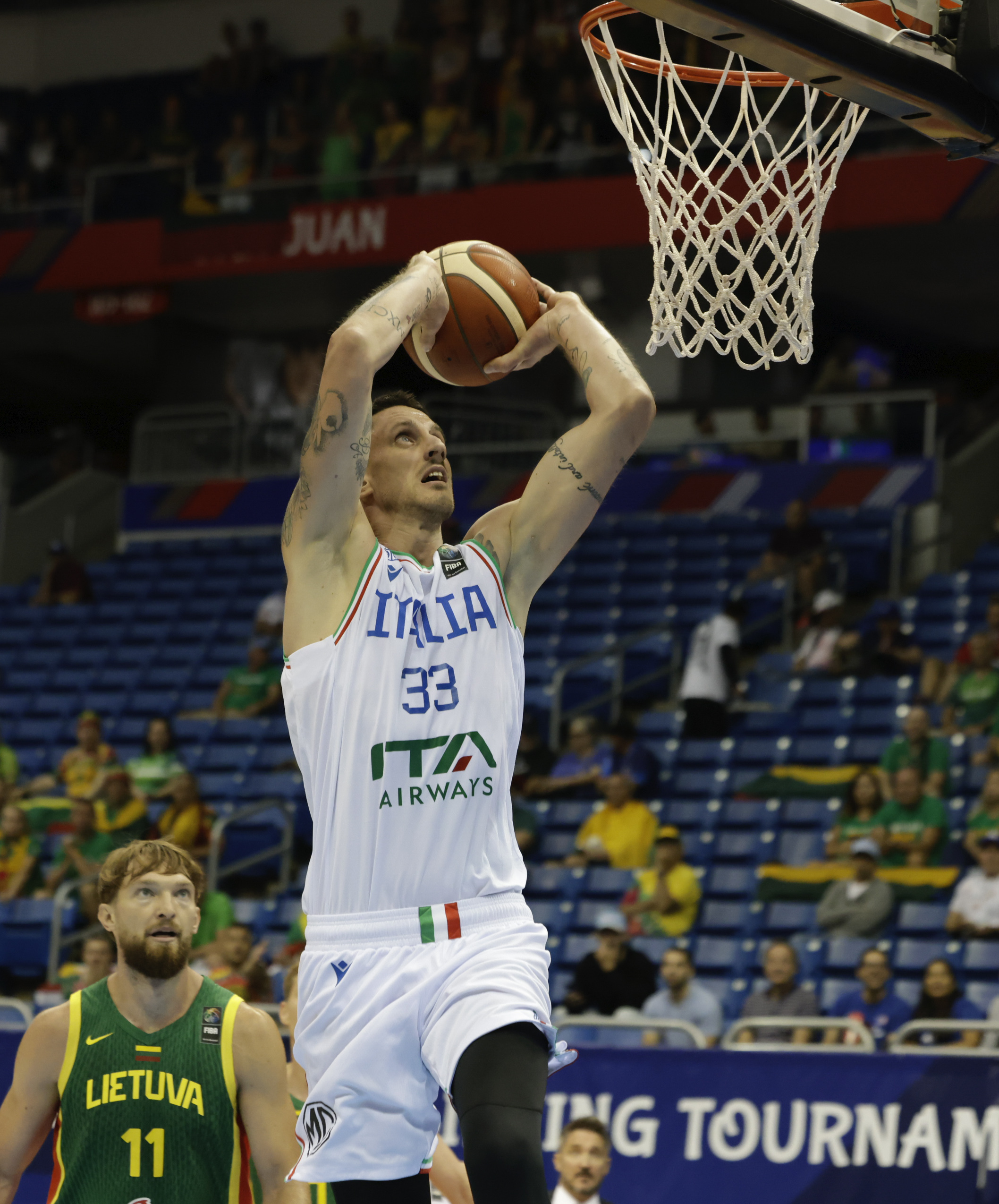basket polonara sur les reseaux sociaux tout ira bien merci pour vos messages
