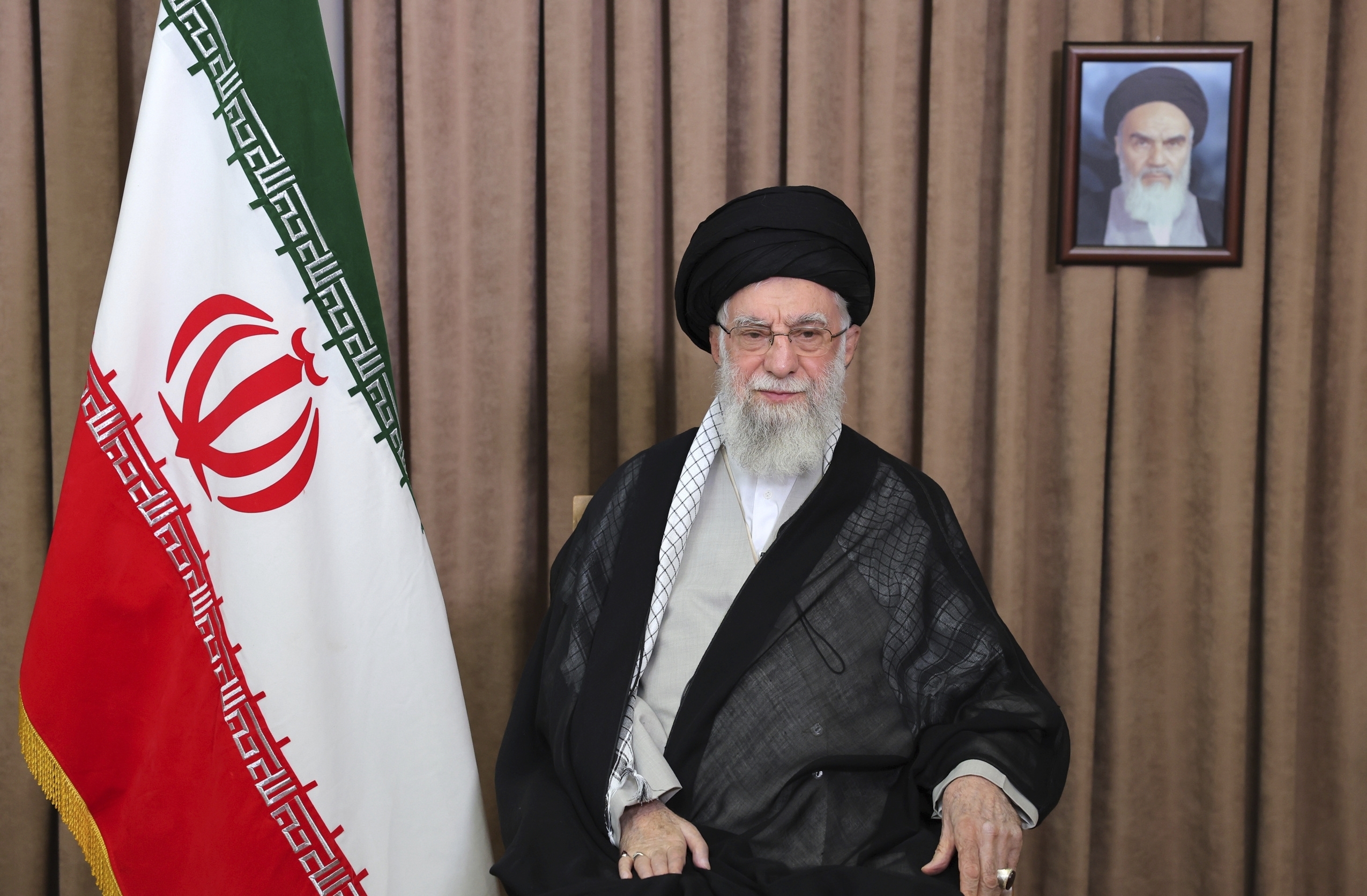 iran khamenei aucune pitie pour le regime terroriste sioniste