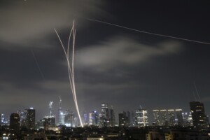 iran medias explosions dans lest de teheran