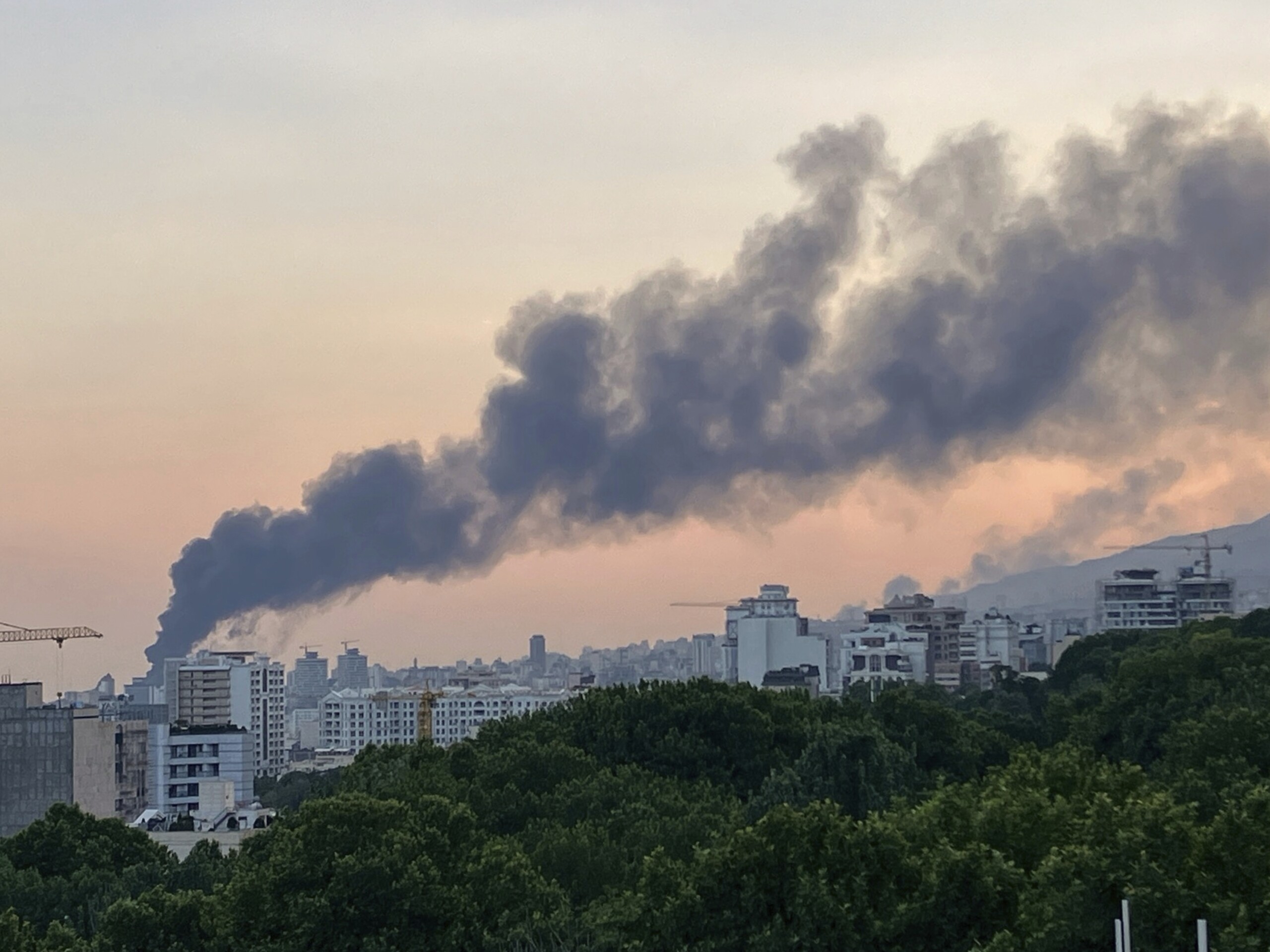 teheran une intervention americaine declencherait une guerre totale dans la region scaled