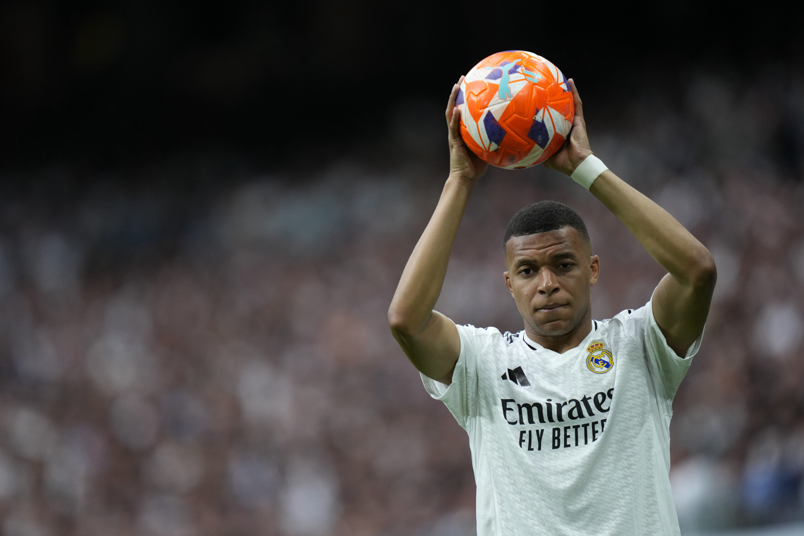 real madrid mbappe hospitalise pour une gastro enterite aigue scaled