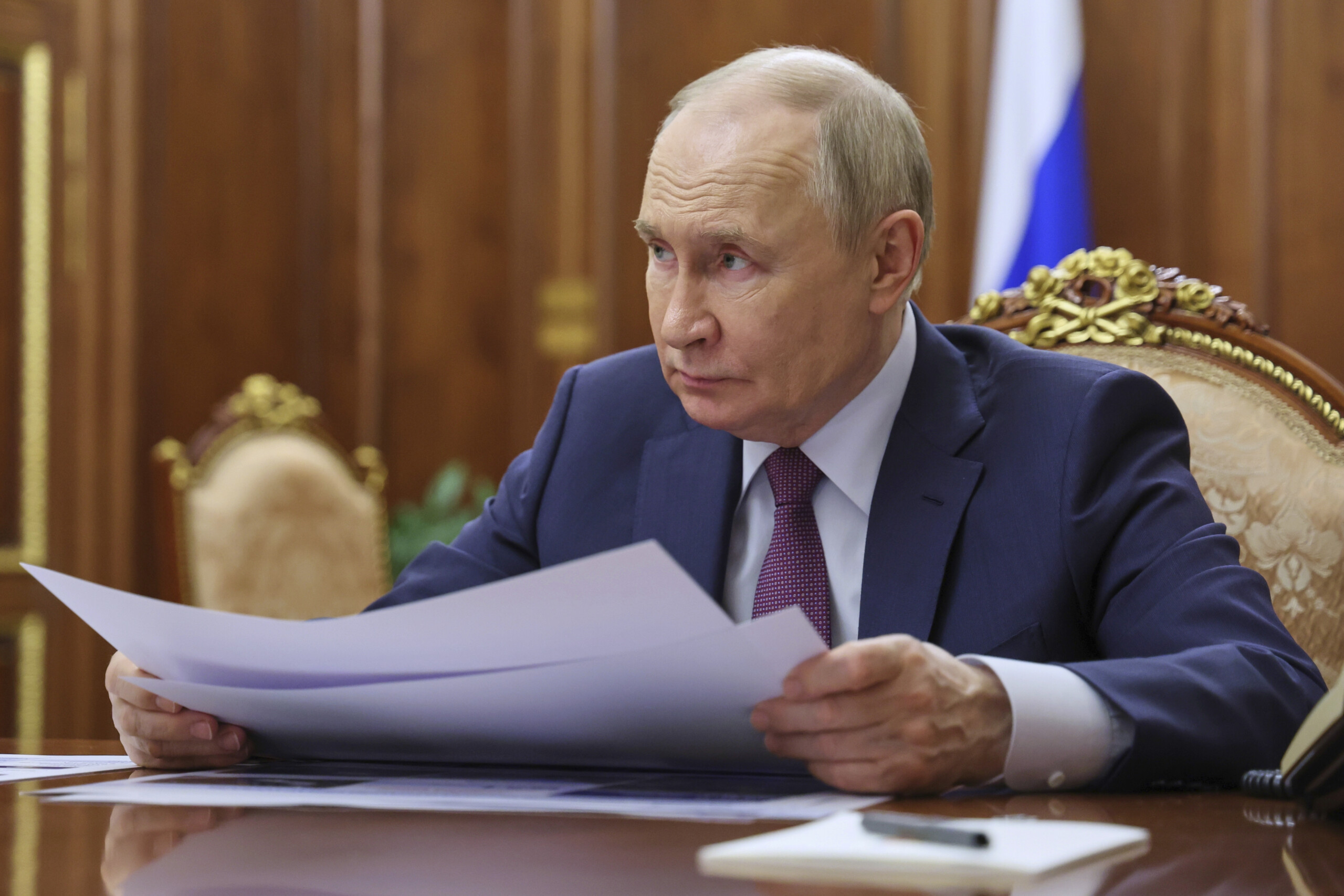 ukraine poutine pret a rencontrer zelensky scaled
