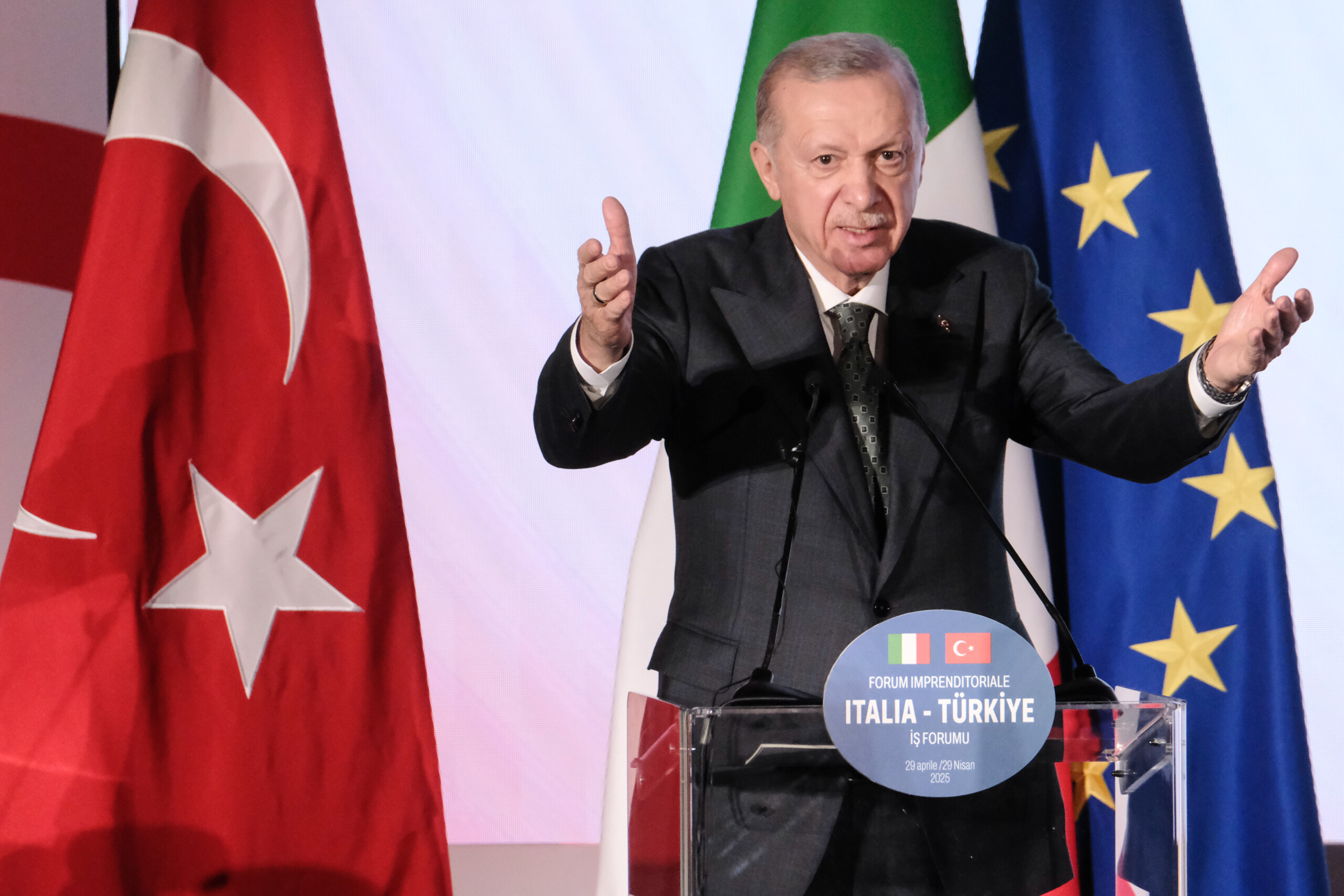 moyen orient erdogan netanyahu est comme hitler et pol pot scaled