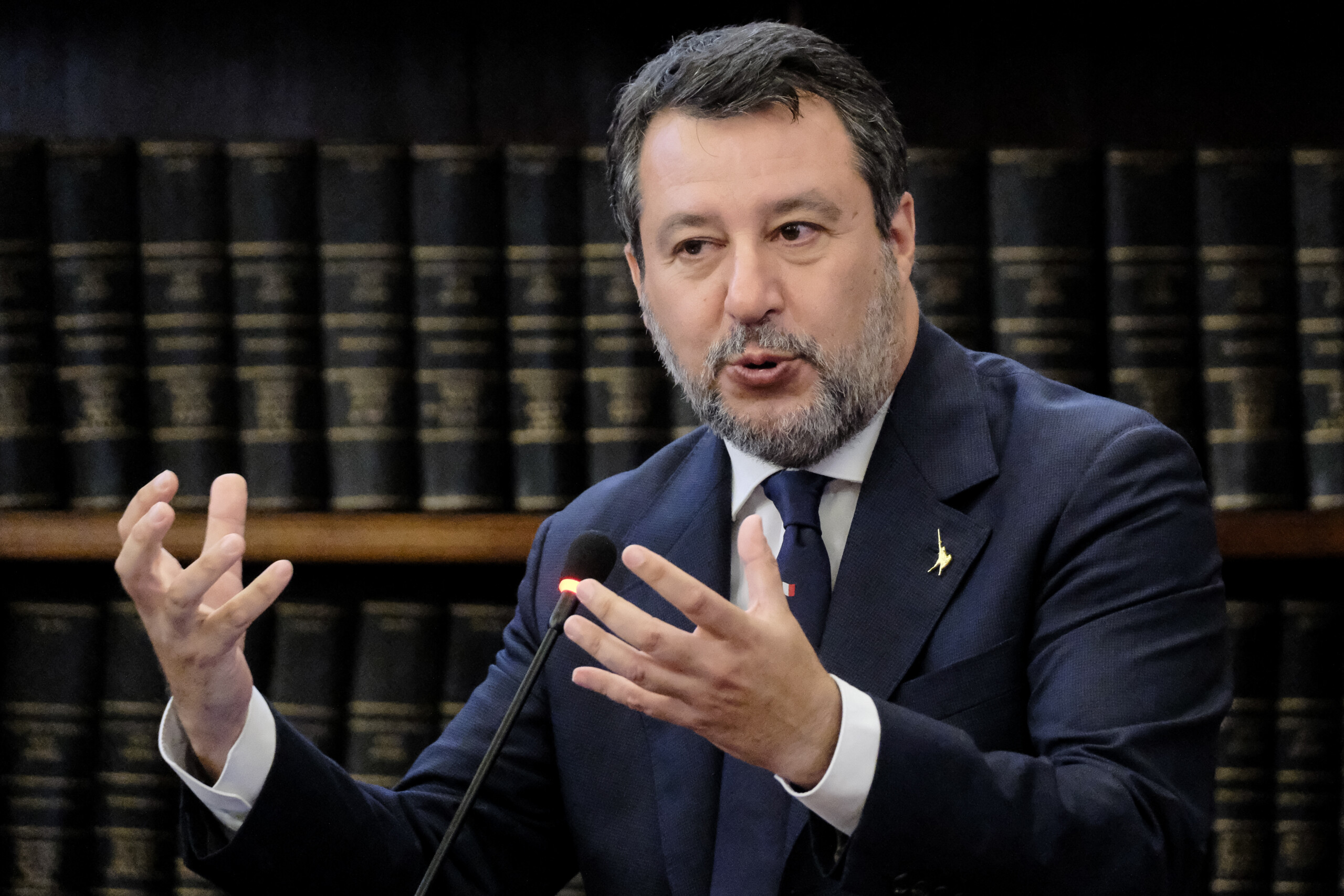 salvini le droit de greve des metallurgistes est sacro saint mais bloquer le peripherique est un delit scaled