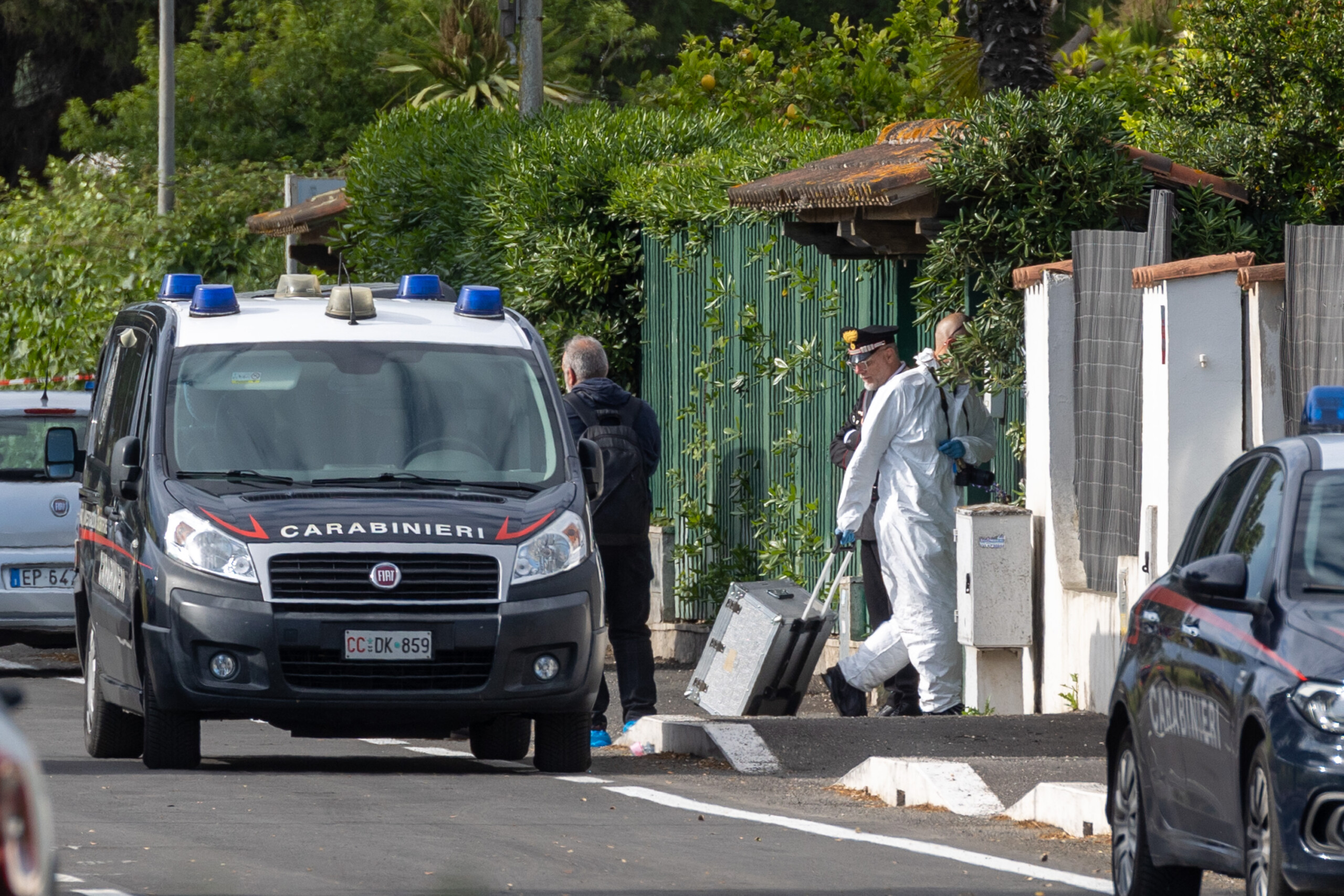meurtre a fregene demain funerailles de stefania camboni scaled