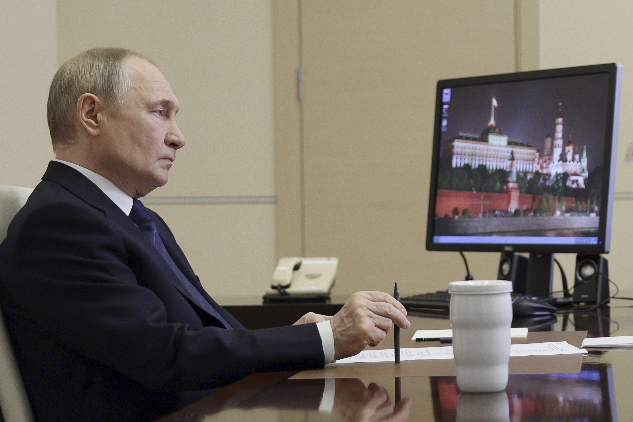 russie poutine lavenir du pays reside dans larctique