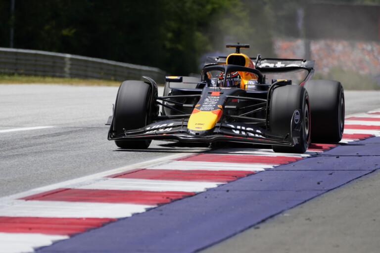 f1 grand prix dautriche safety car apres le premier tour verstappen et antonelli hors course