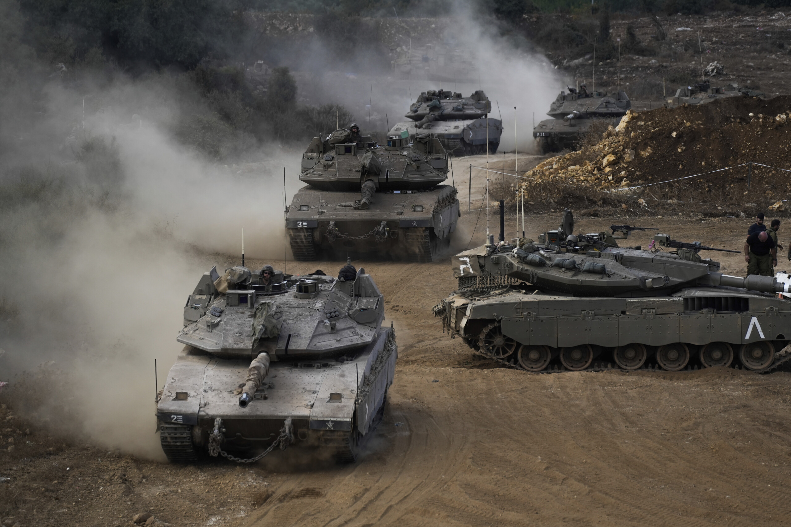 moyen orient larmee israelienne ordonne levacuation de zones de gaza les operations militaires vont sintensifier scaled
