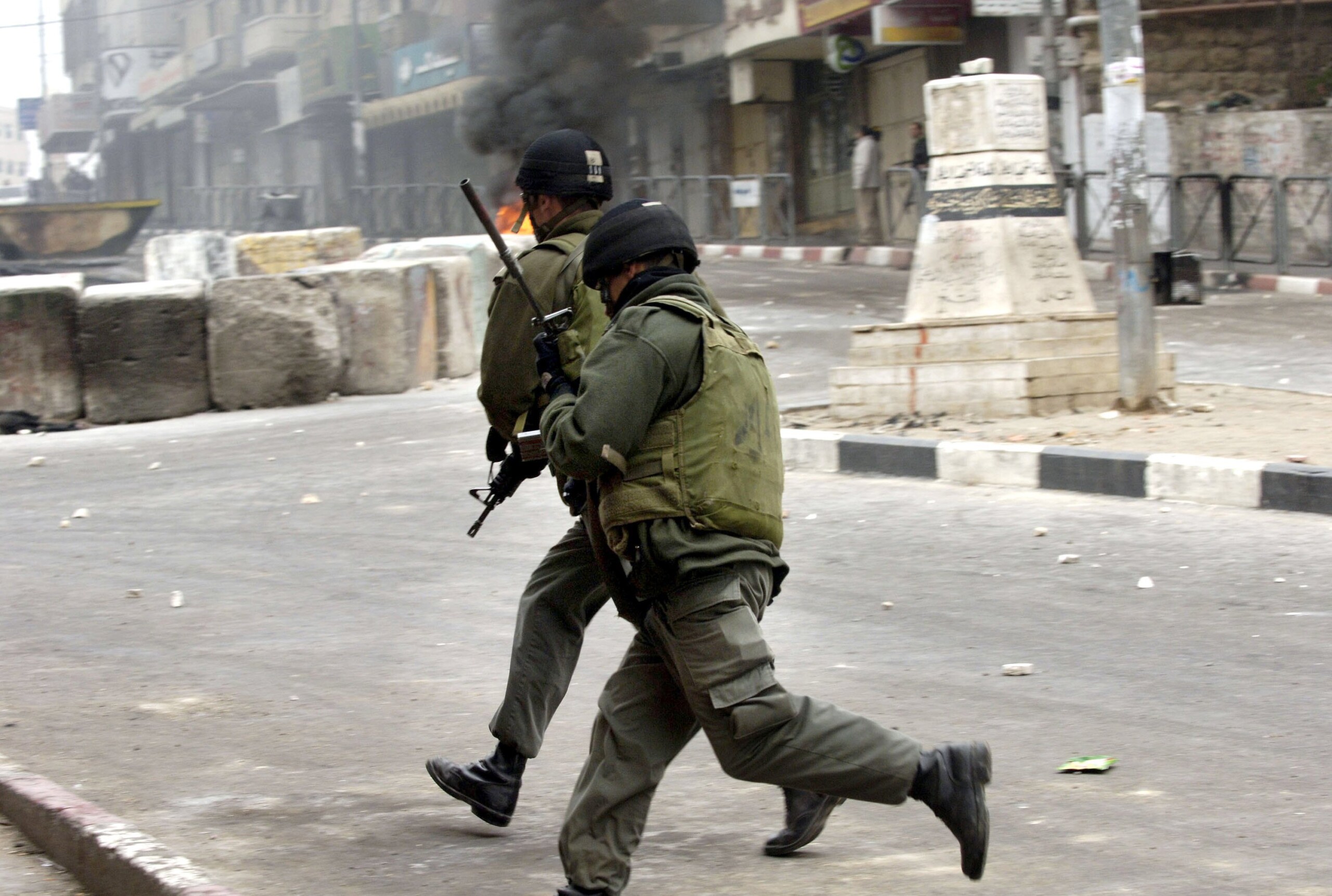 moyen orient tsahal violences de colons devant une base en cisjordanie scaled