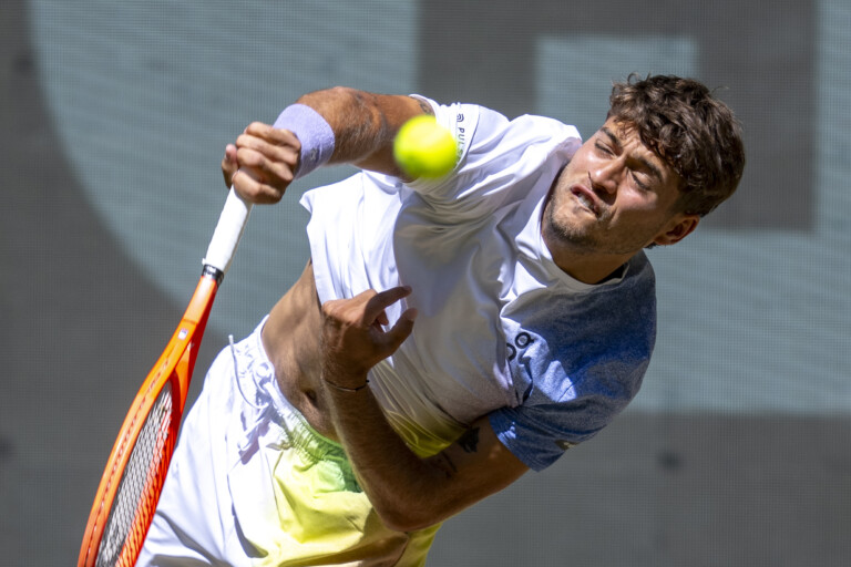 wimbledon cobolli passe au deuxieme tour