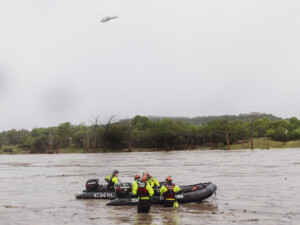 etats unis texas les autorites affirment quil ny avait pas de systeme dalerte dans la zone inondee