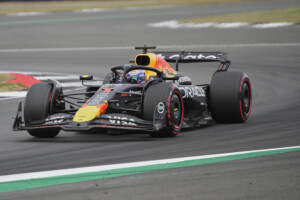 f1 grand prix de grandee28091bretagne verstappen en pole devant piastri hamilton 5e1b589 et leclerc 6e1b589