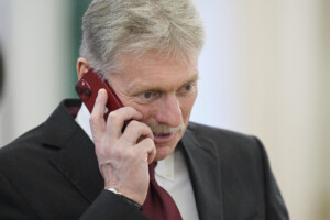 kremlin les armes a kiev vont a lencontre dune solution pacifique
