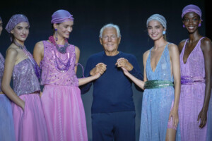 armani fait limpasse sur la fashion week de paris a quelques jours de son 91e anniversaire