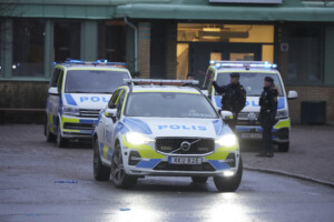 suede une voiture percute des pietons sur un trottoir a malmo au moins 5 blesses