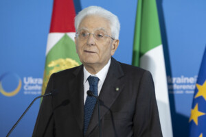 ukraine mattarella il est crucial que kiev sache quelle nest pas seule