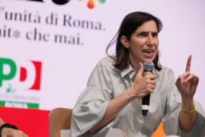 affaire almasri schlein nordio ne peut rester meloni doit demander sa demission