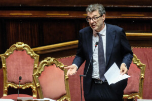 banques giorgetti le gouvernement a fait sa part les etablissements doivent faire la leur