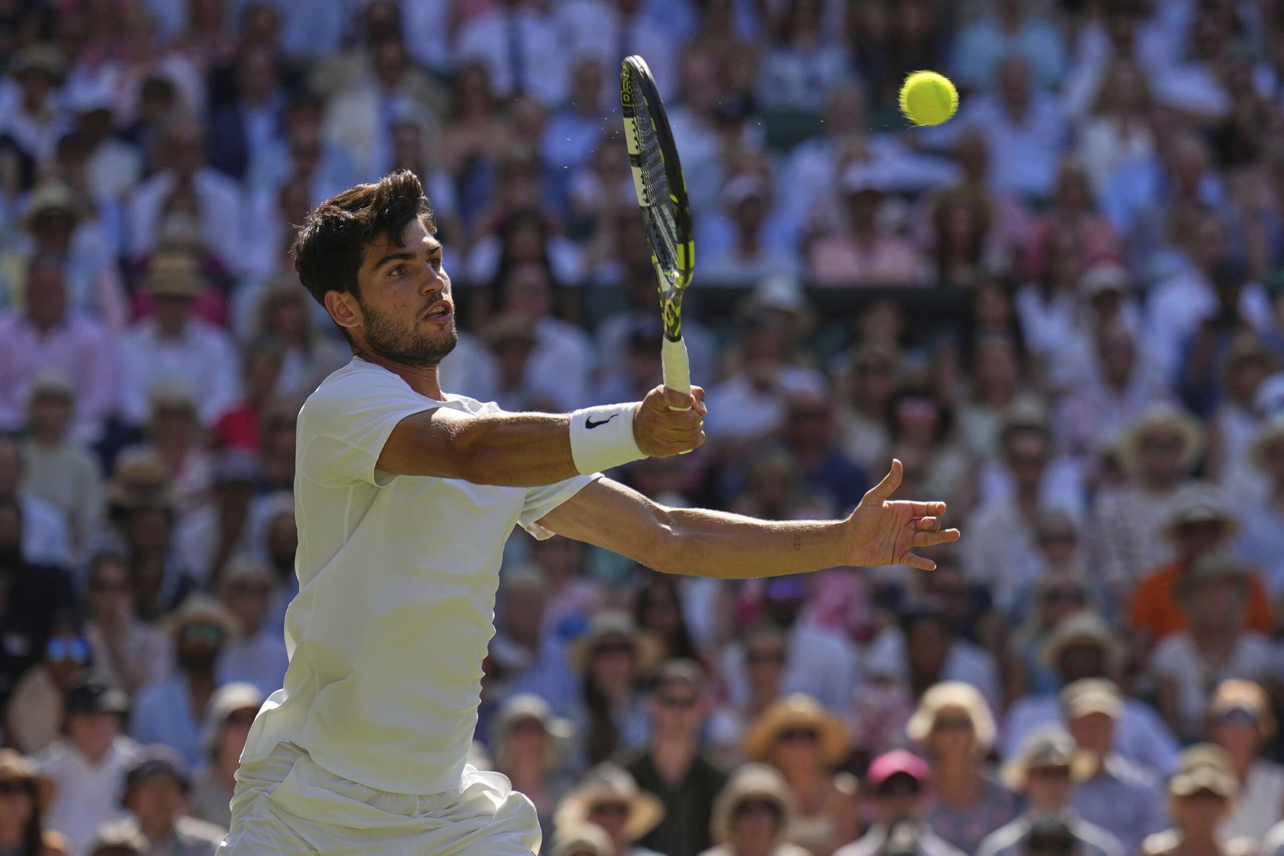 wimbledon alcaraz bat fritz en quatre sets et se qualifie pour la finale scaled