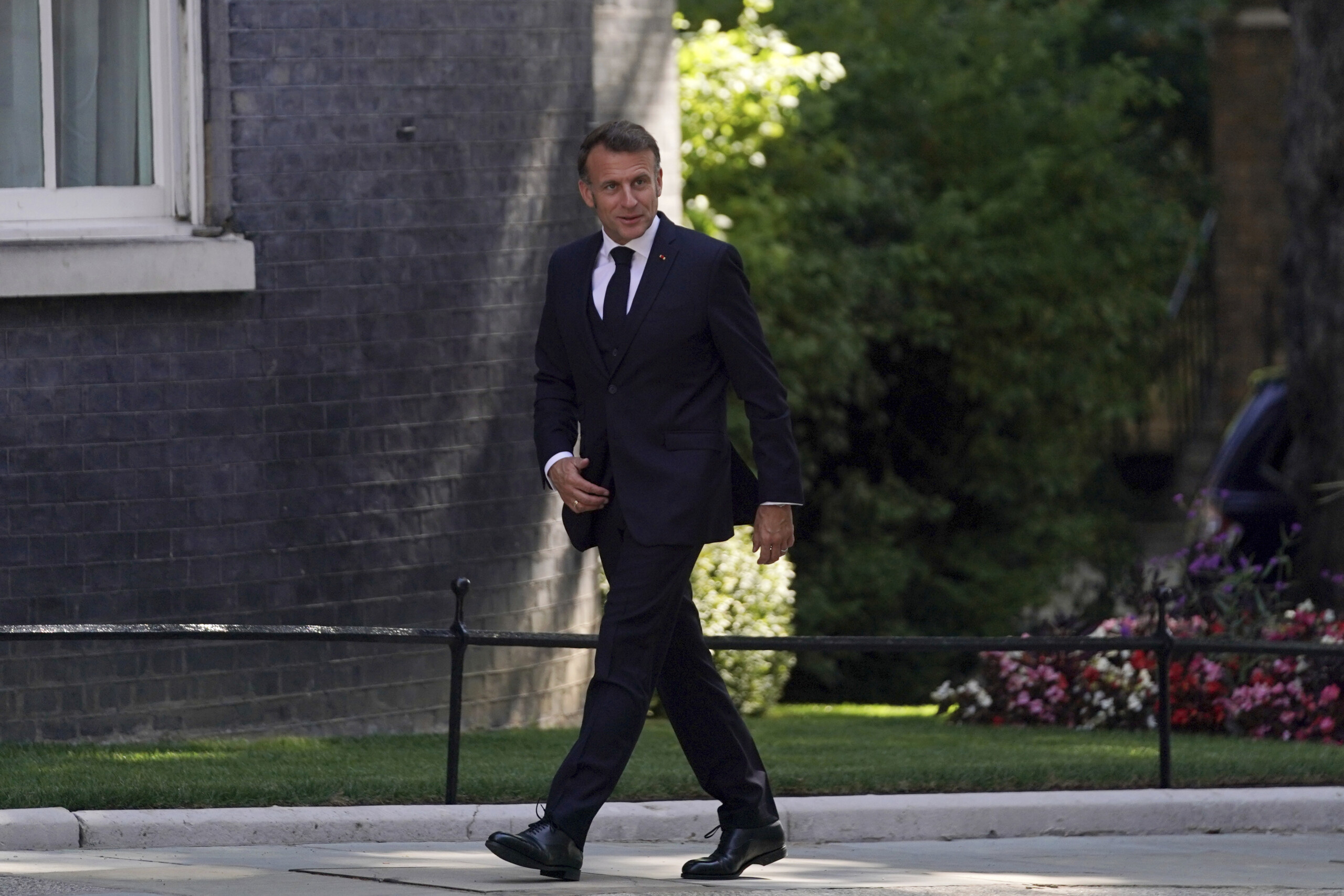dazi macron forte desapprobation defendre les interets europeens scaled