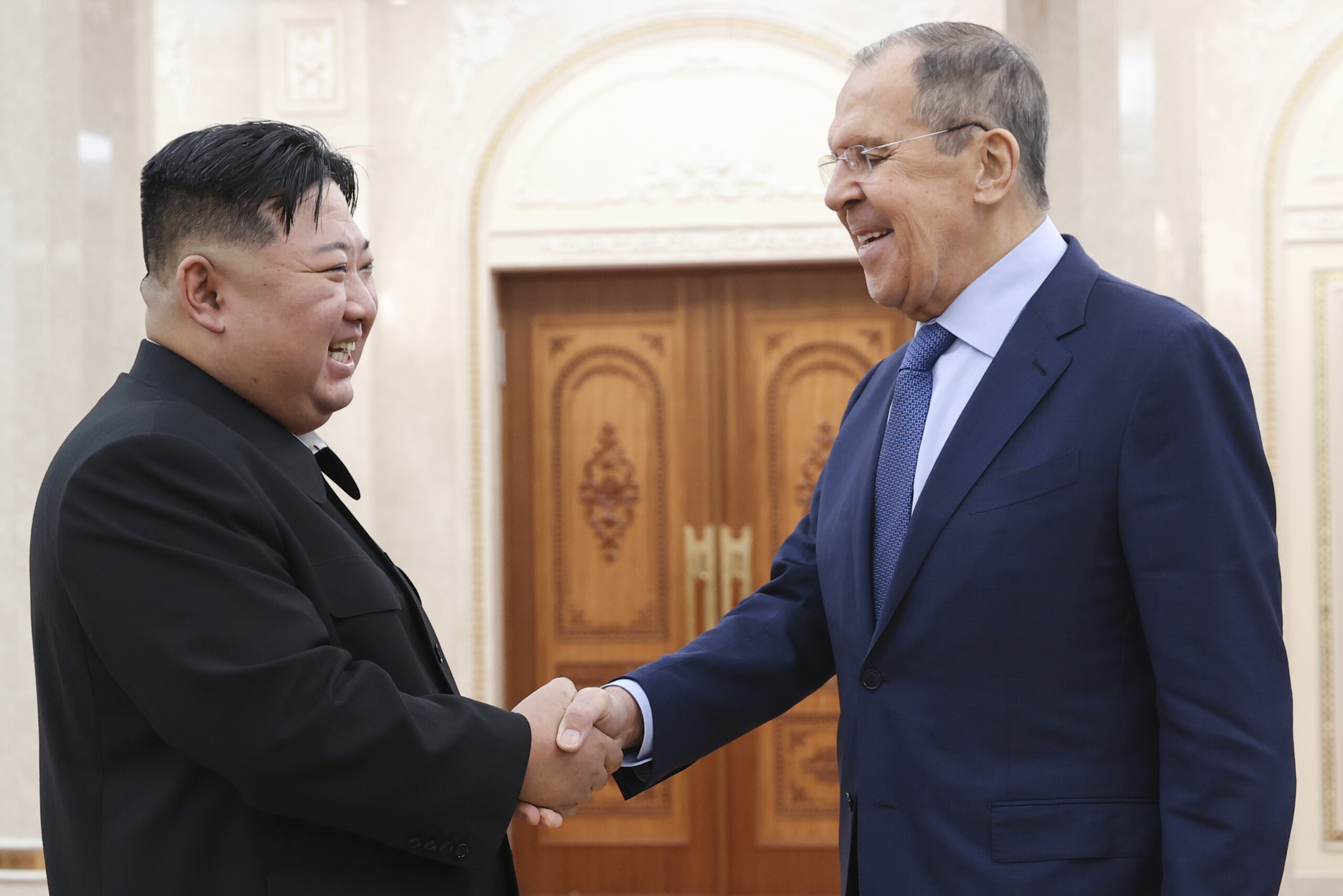 russie rencontre entre lavrov et kim jong un en coree du nord scaled