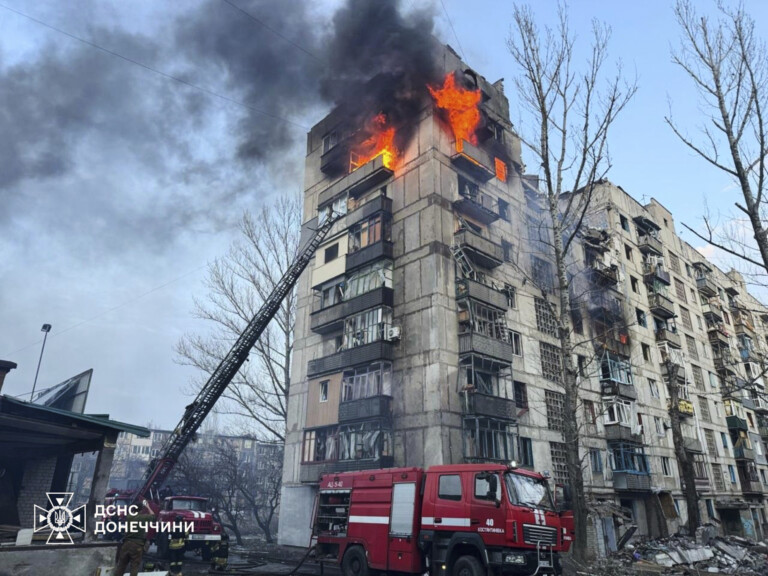 ukraine raid russe sur kherson dans la nuit un blesse