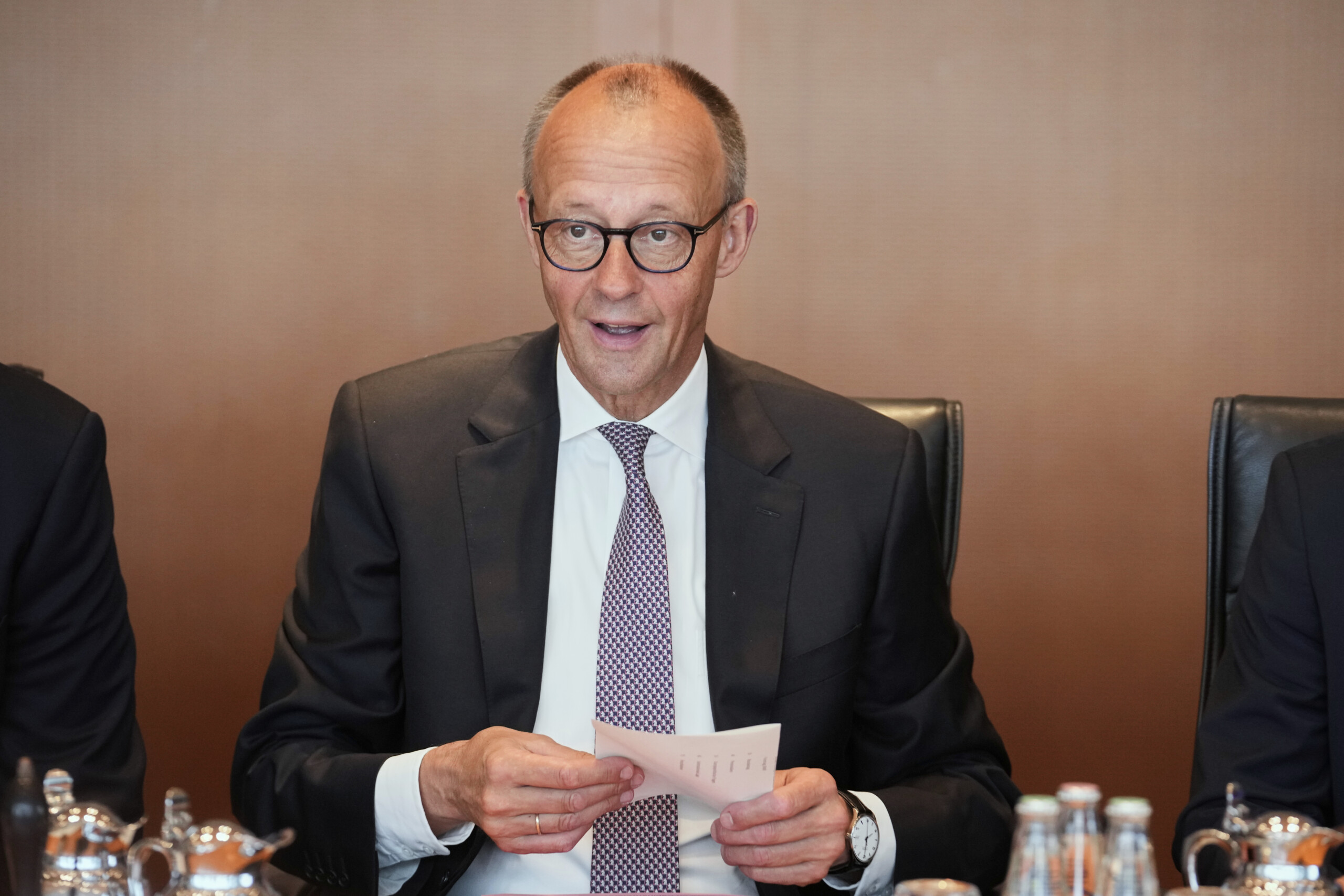 droits de douane berlin lobjectif prioritaire est de trouver une solution avec les etats unis scaled