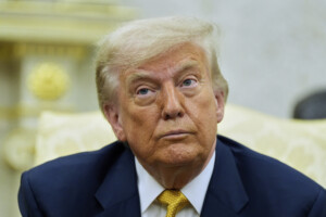 etats unis trump powell est un president de la fed terrible mais son limogeage est peu probable
