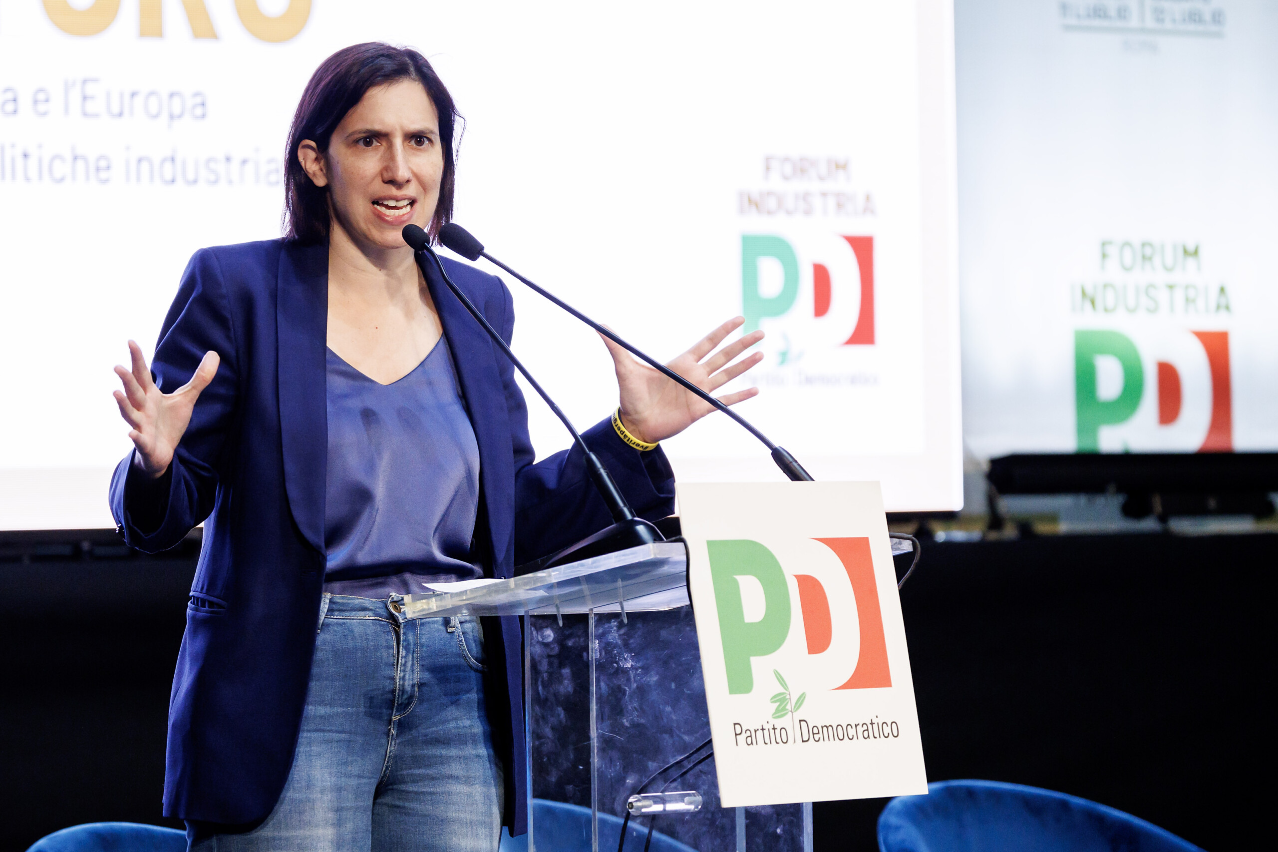 moyen orient schlein meloni fait preuve dune hypocrisie honteuse passe des paroles aux actes scaled