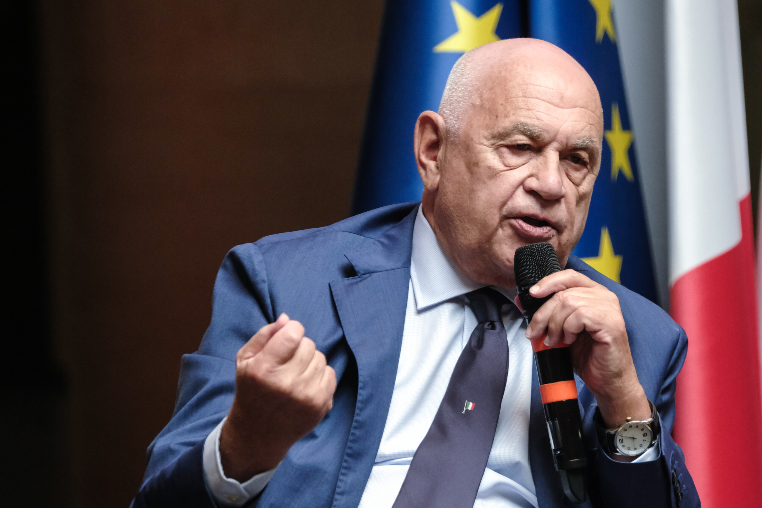 affaire almasri nordio je nexclus pas devaluer le magistrat qui critique mes erreurs scaled