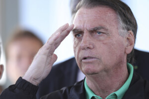 bresil bolsonaro le bracelet electronique est une humiliation supreme