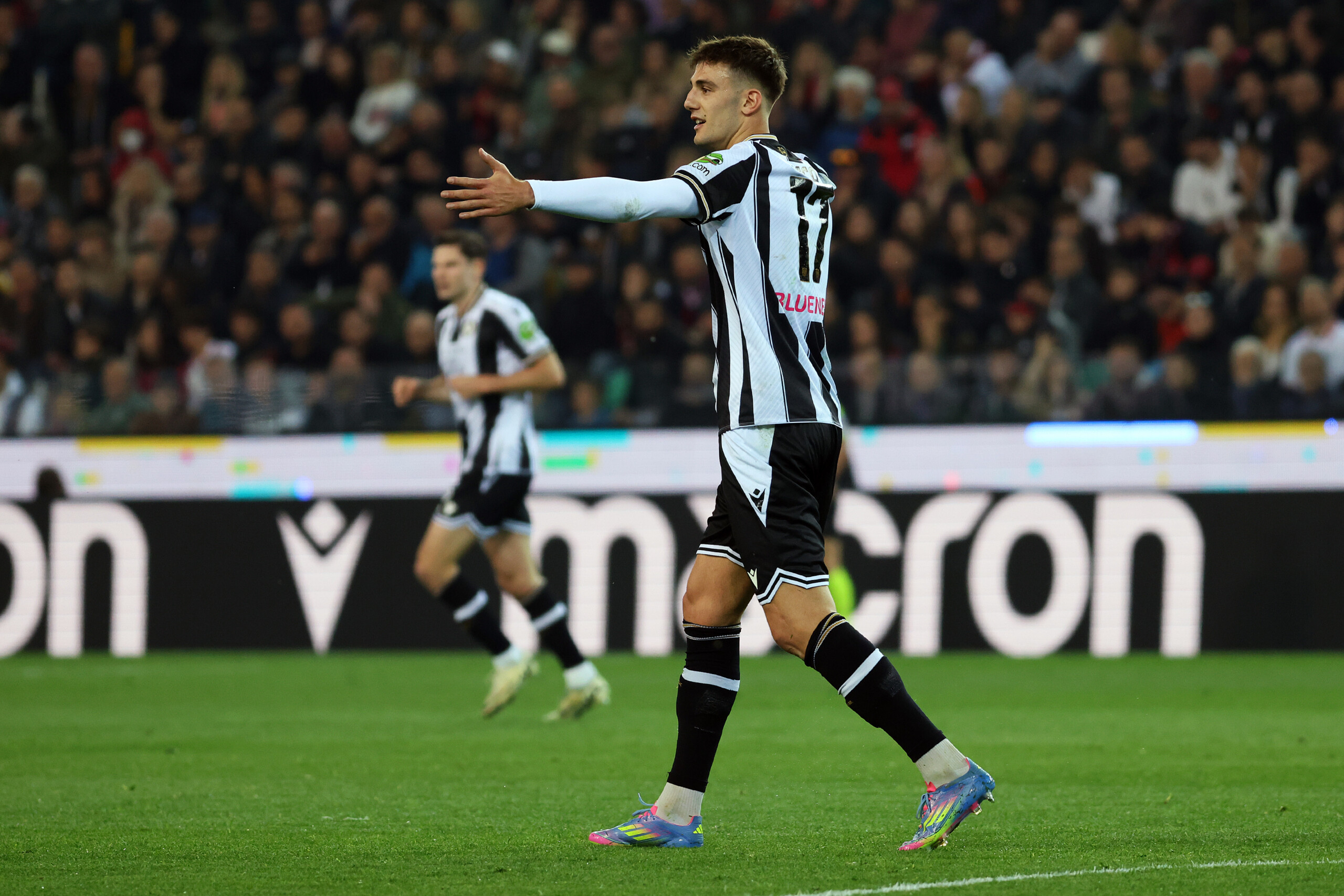 football naples acquisition officielle de lucca pret avec obligation dachat scaled