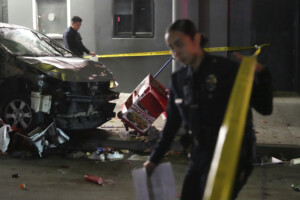 etats unis voiture fonce dans la foule a los angeles le nombre de blesses seleve a 31