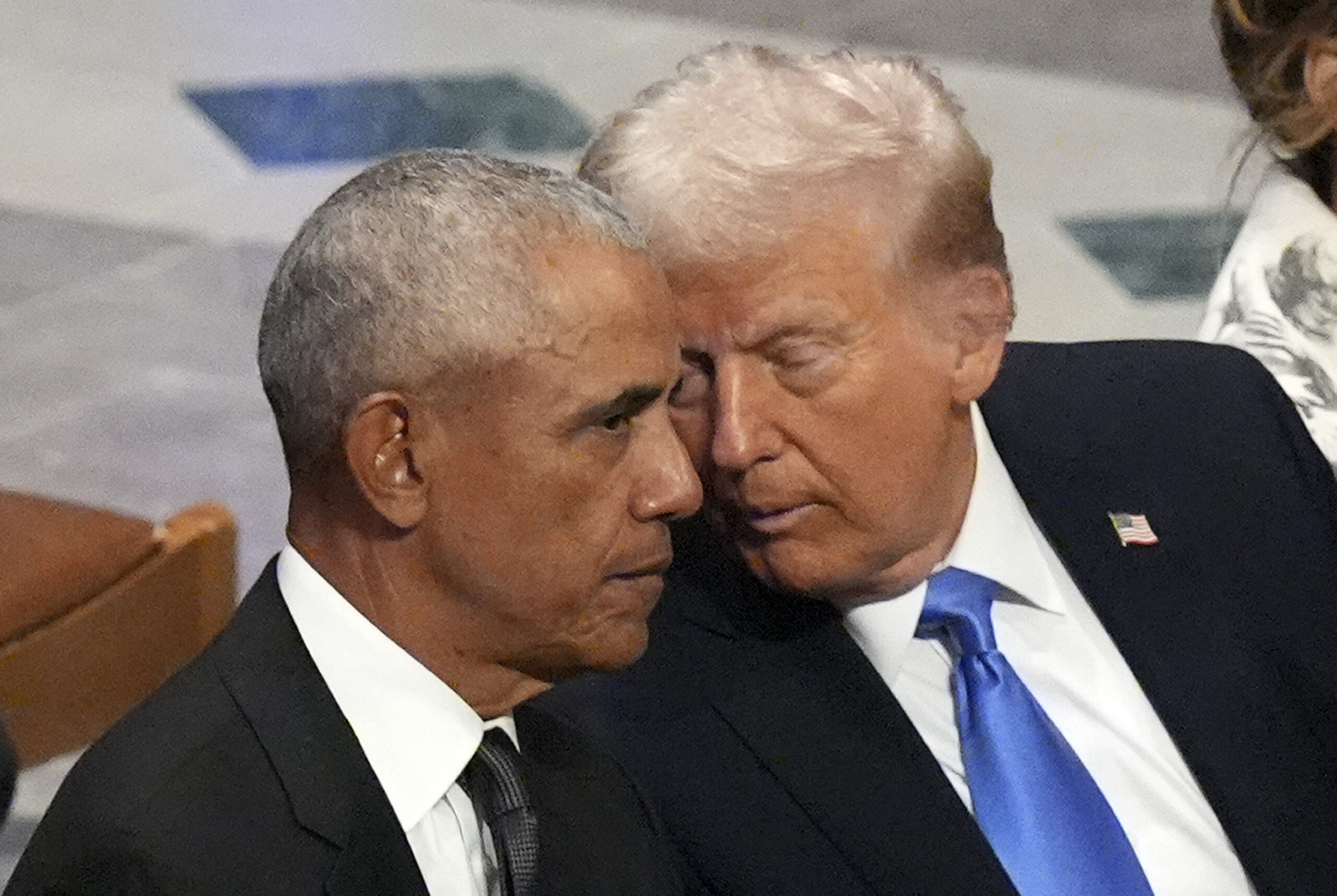 etats unis donald trump accuse barack obama de fraude electorale scaled
