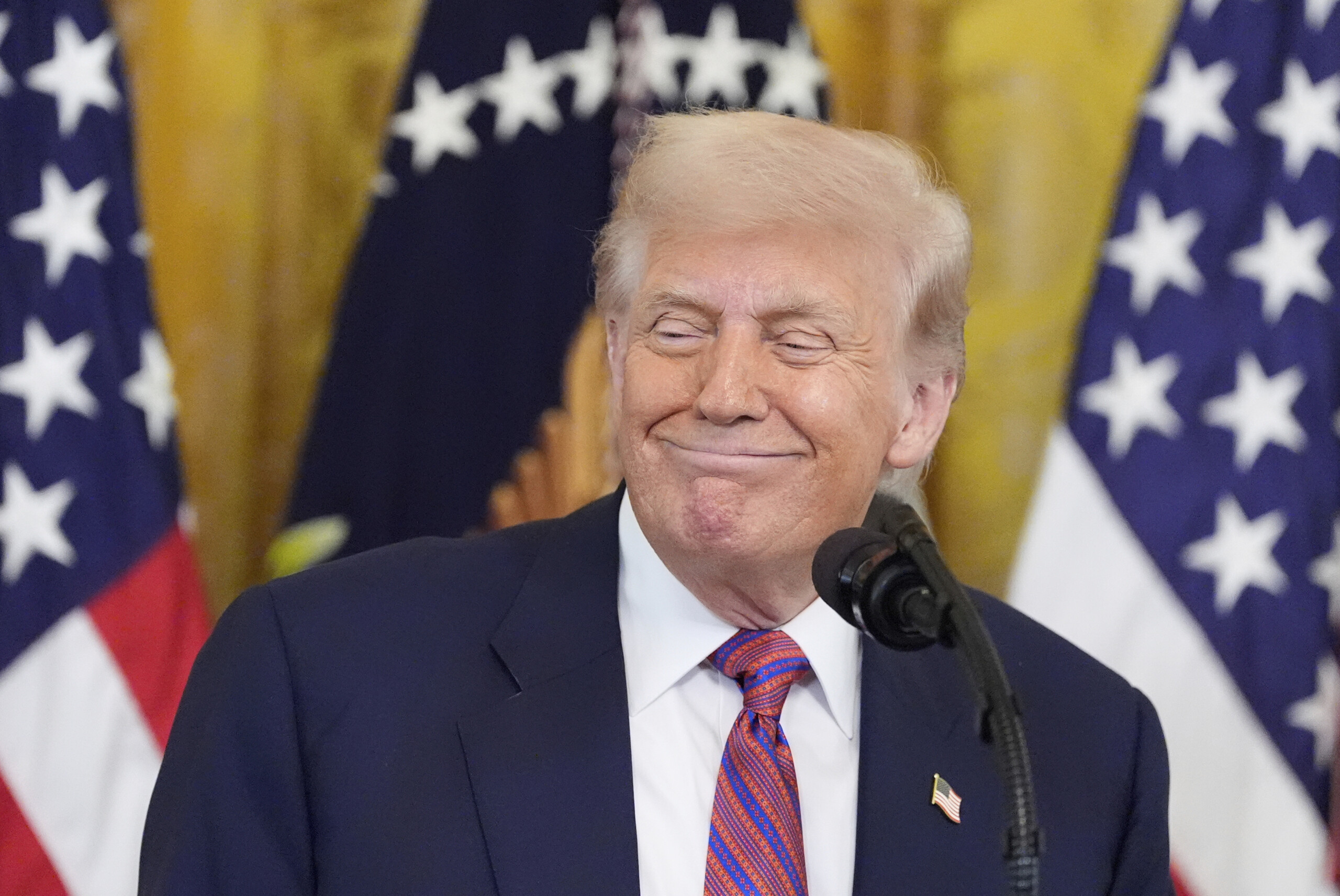 etats unis trump celebre ses six mois au pouvoir aujourdhui nous sommes le pays le plus respecte au monde scaled