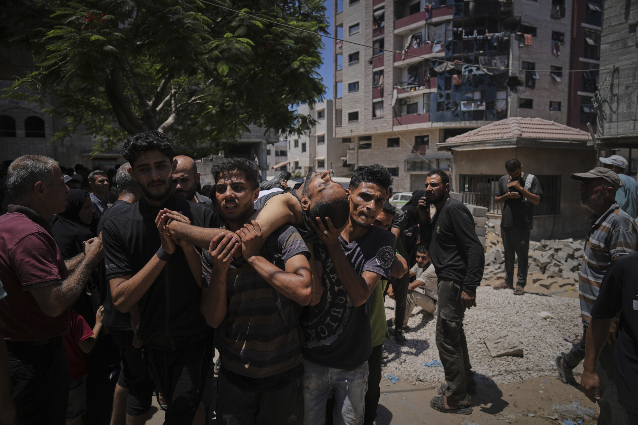 gaza idf des coups de semonce ont ete tires pres des centres daide mais les informations fournies par le hamas sont fausses scaled