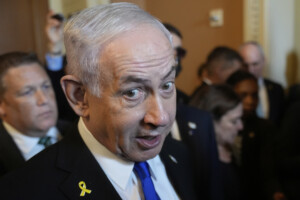 moyen orient medias la maison blanche irritee par netanyahu il se comporte comme un fou