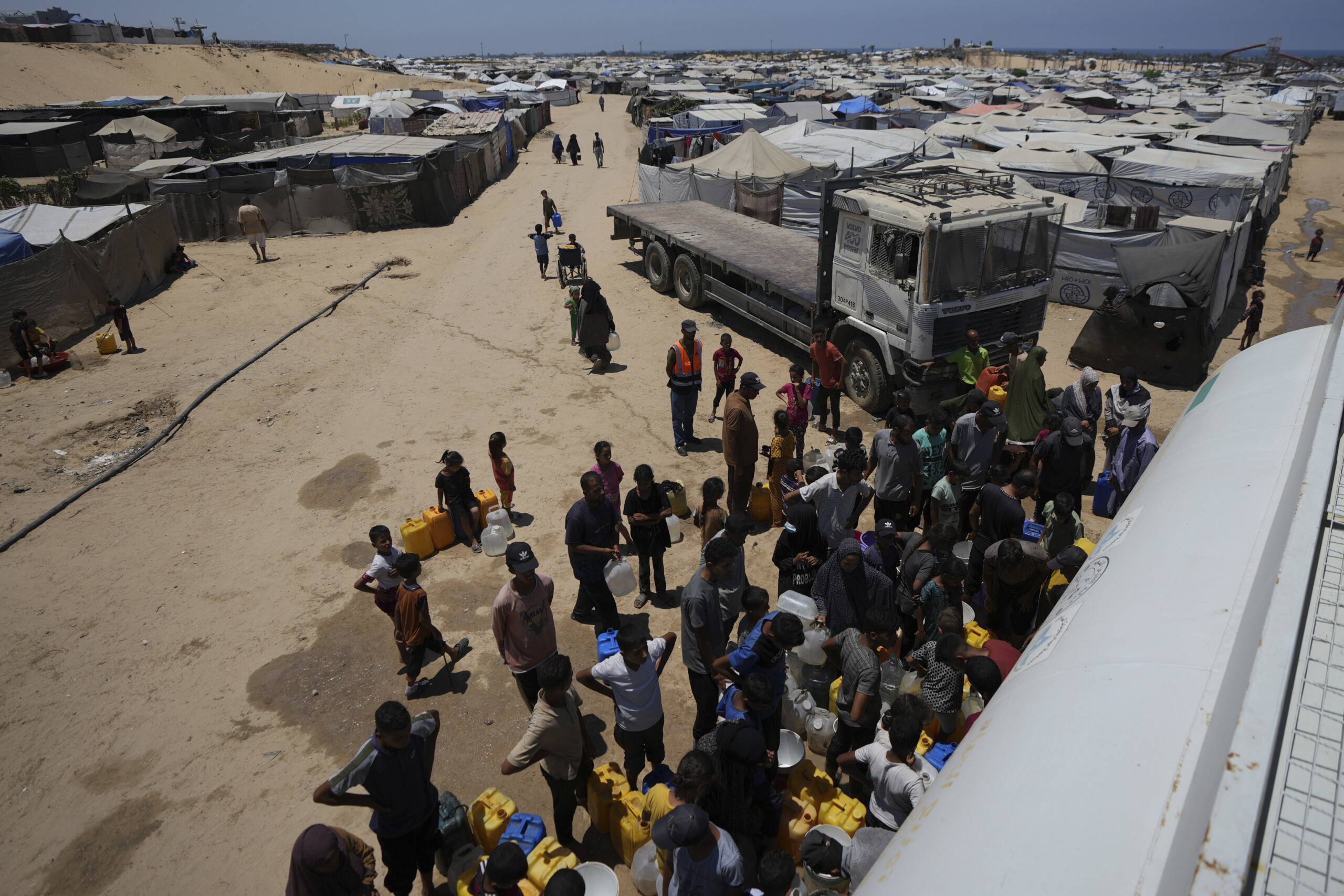 gaza onu des tanks et des snipers israeliens ont tire sur une foule a la recherche daide scaled
