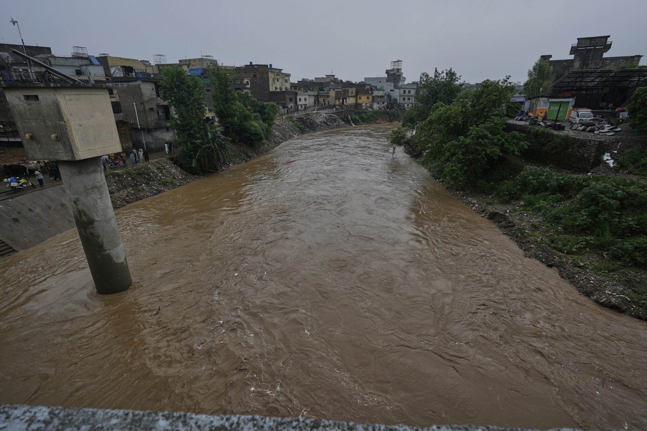 pakistan 3 morts et 15 blesses suite a des inondations et des glissements de terrain dans le nord scaled
