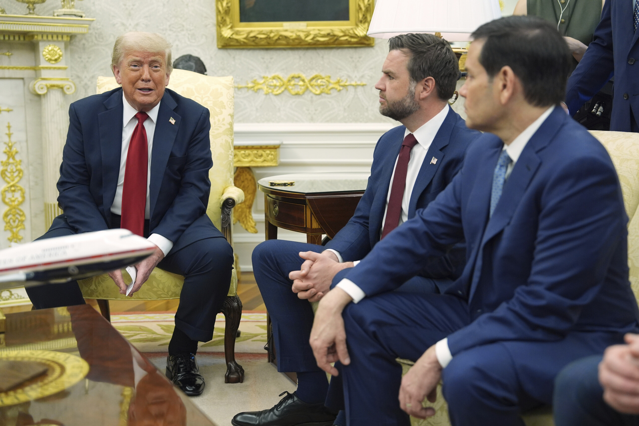 reseaux sociaux les etats unis attaquent lue a propos du dsa censure orwellienne scaled