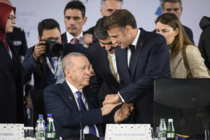gaza macron sentretient avec erdogan faire tout le possible pour la paix et la securite