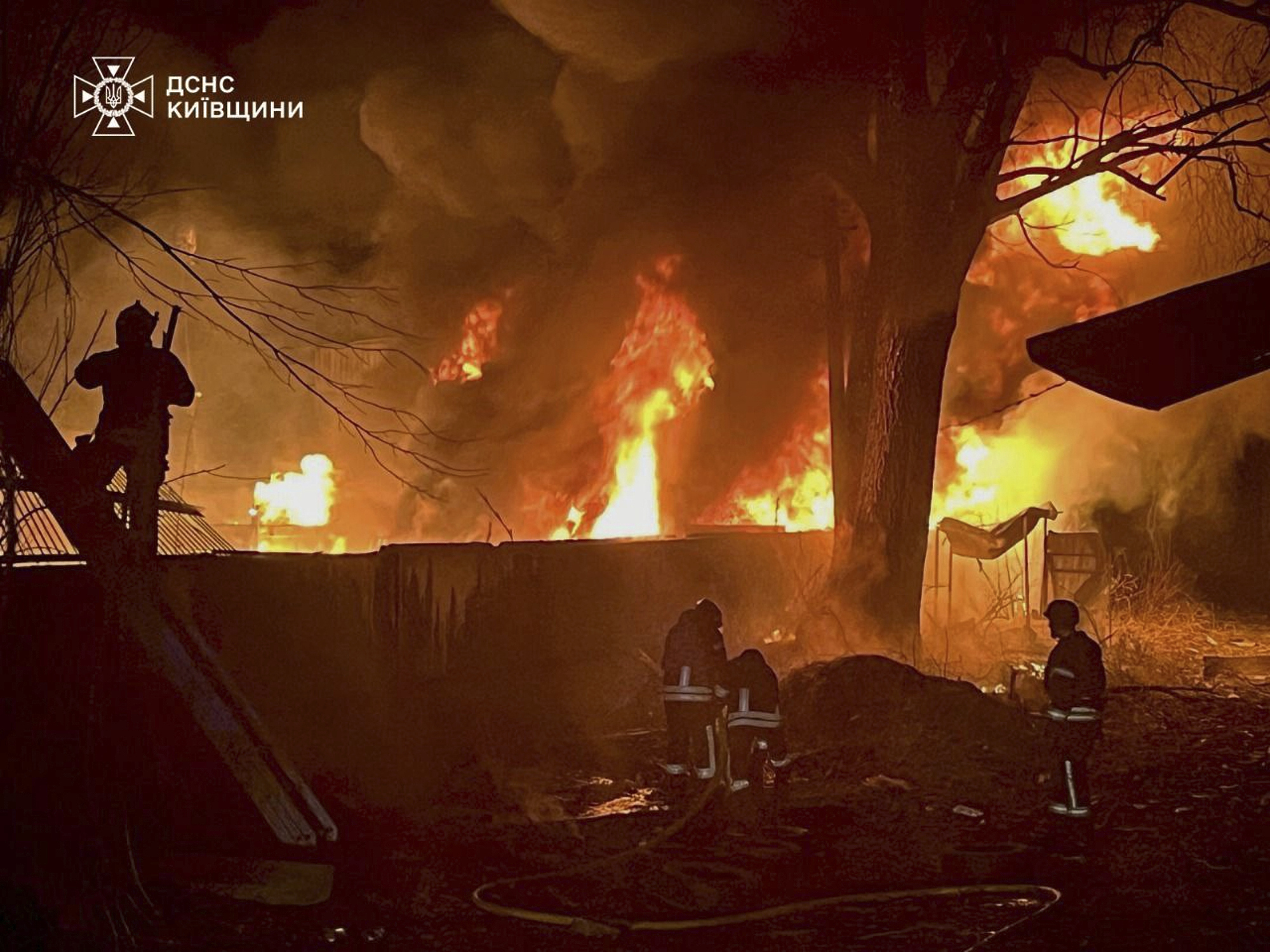 ukraine 16 morts et 35 blesses dans une attaque russe a zaporijjia