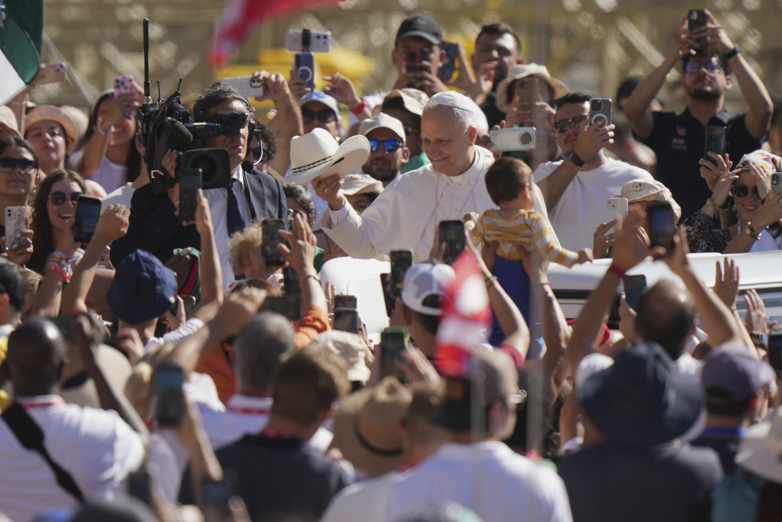 jubile le pape aux jeunes soyez des phares desperance encore plus lumineux dans le monde scaled