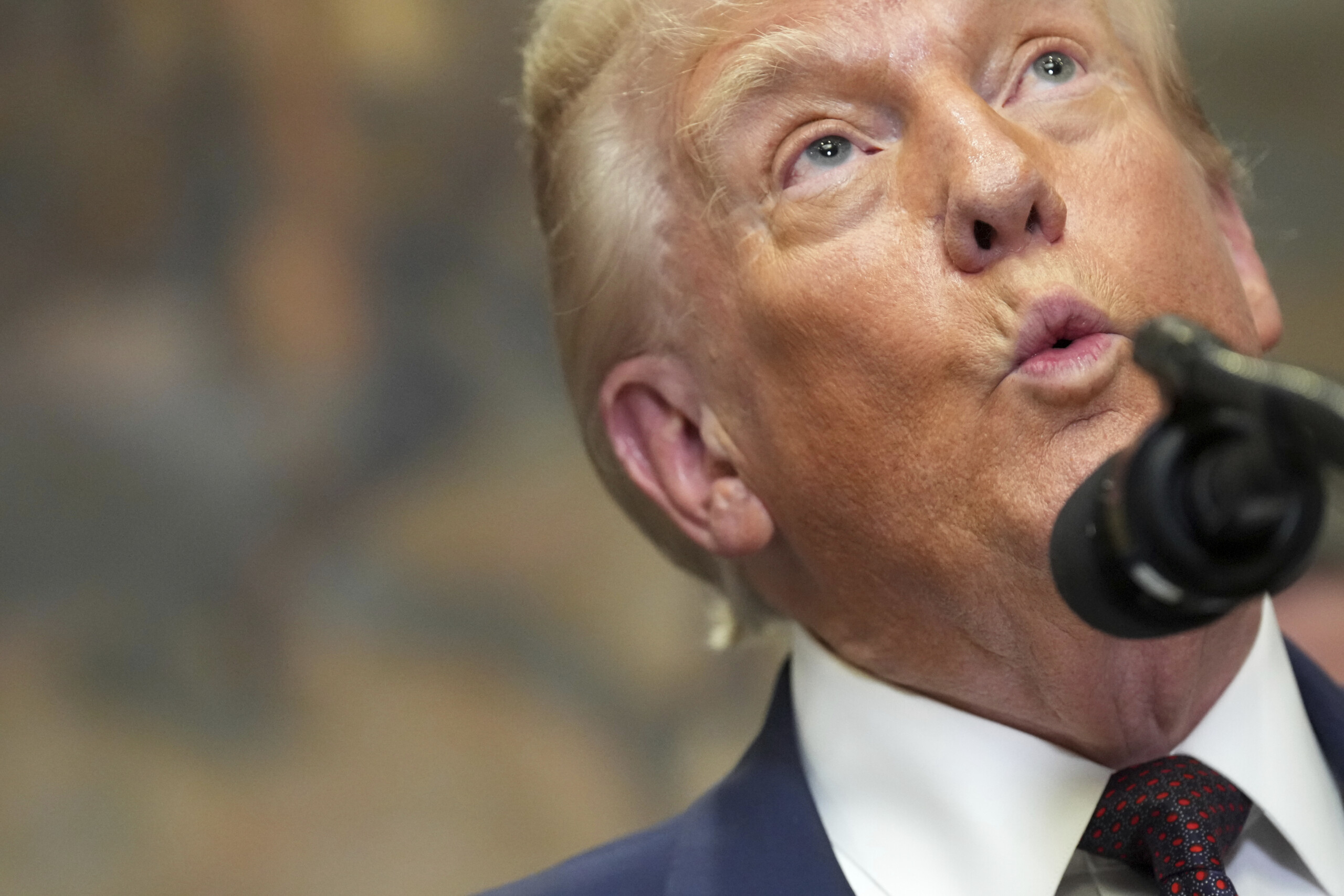 etats unis trump sen prend a nouveau a powell baissez les taux maintenant ou le conseil dadministration prendra le controle scaled